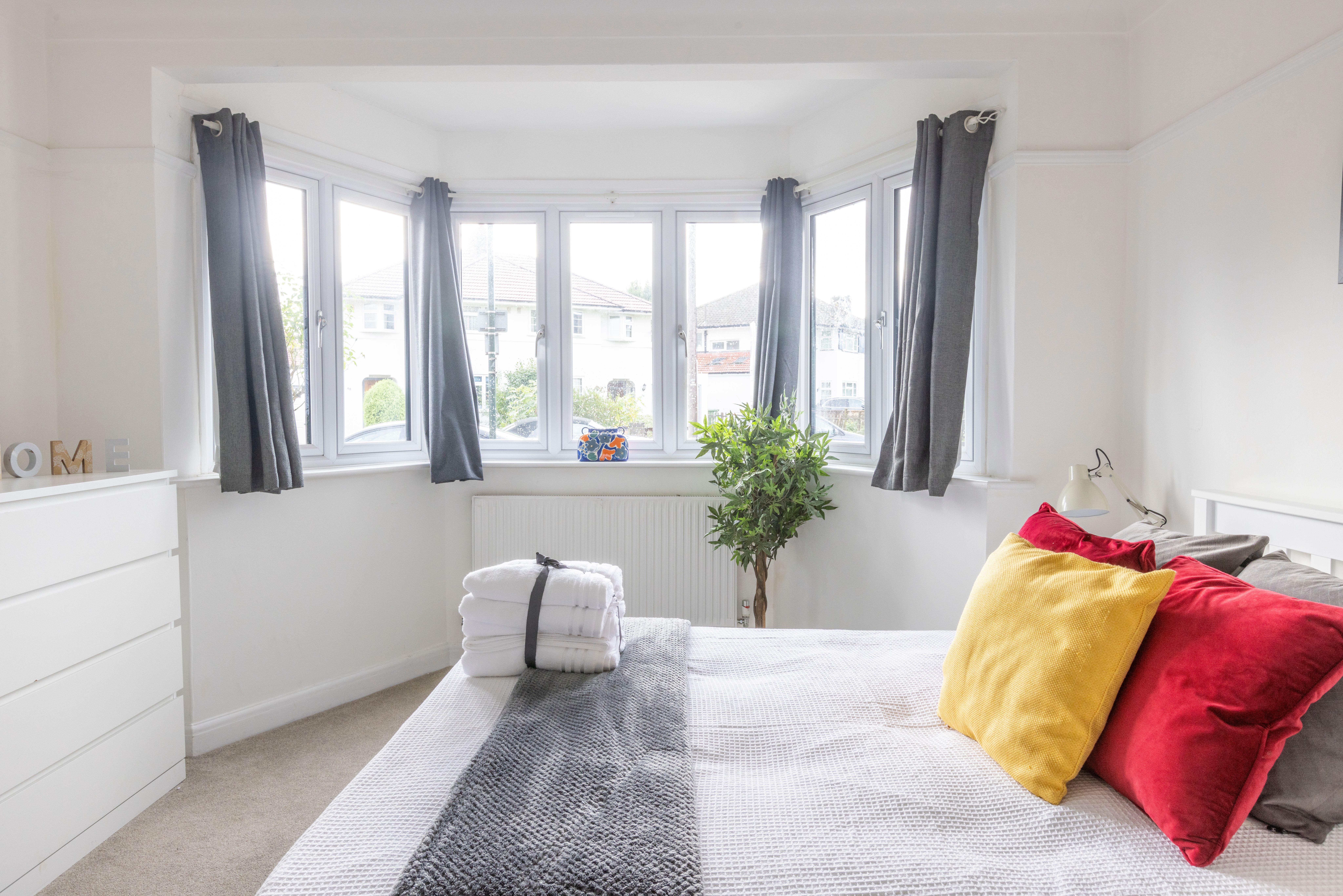 Room 1 Cypress Avenue Double